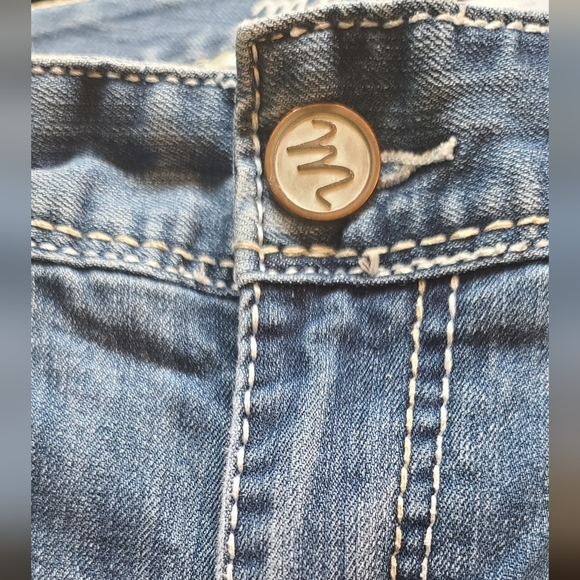 Maurices size 14 long Straight leg distressed jeans - Picture 8 of 11